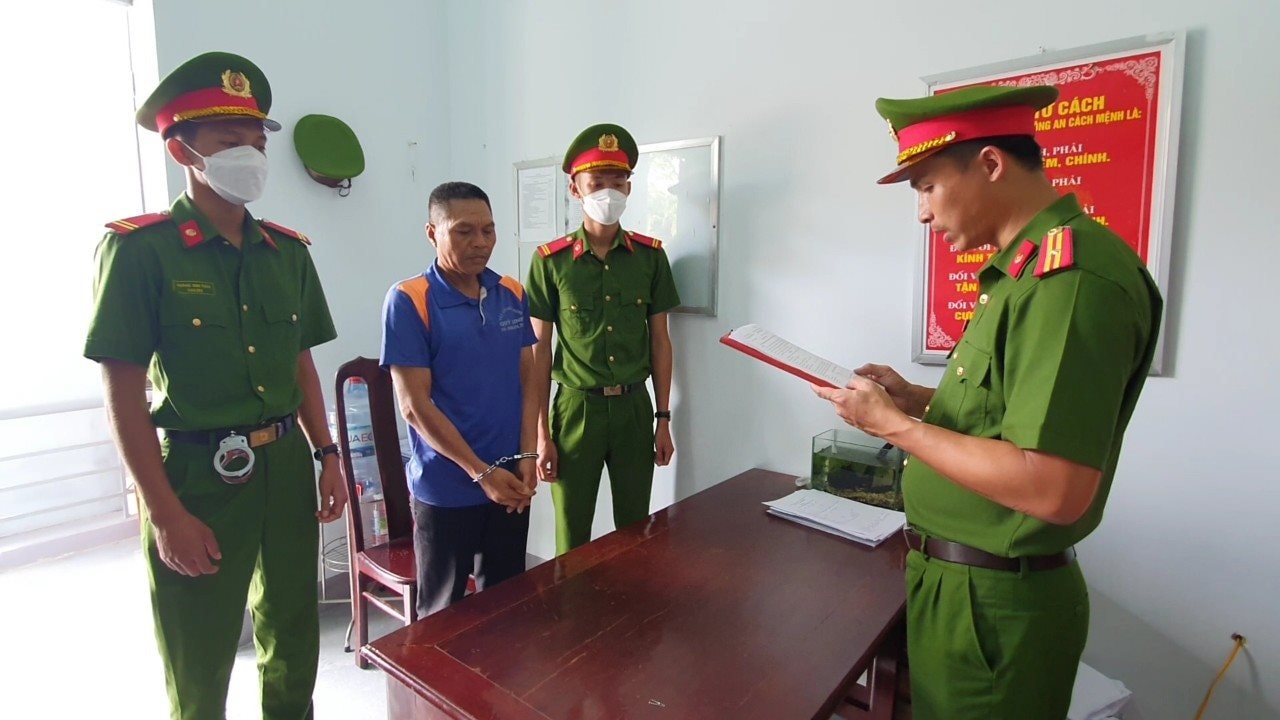 Đối tượng Mlô Y Thô tại cơ quan công an.jpg