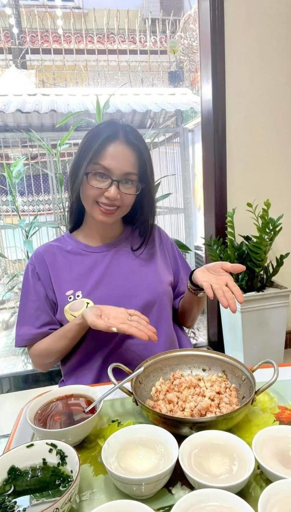 cẩm ly, sao việt, ca sĩ cẩm ly 