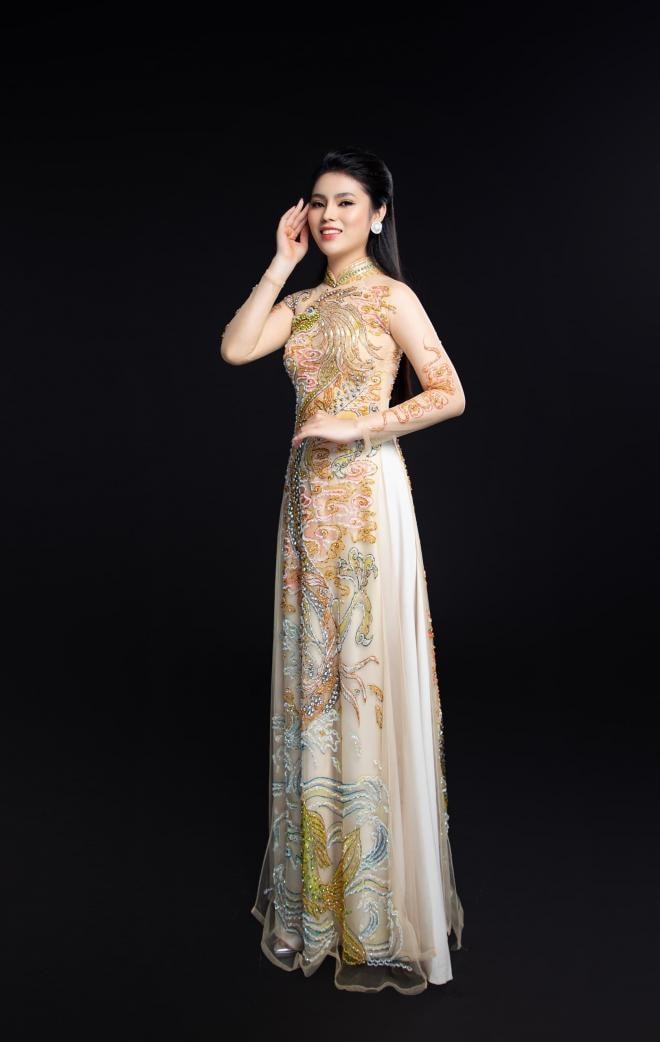 Hoa khôi Kim Anh, NTK Tommy Nguyễn, Áo dài