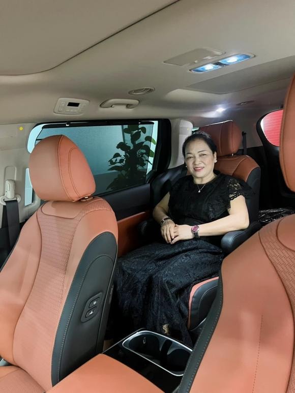 hòa minzy, sao việt, ca sĩ hòa minzy 