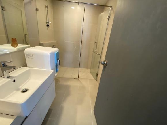 Diễm Châu, Diễm Châu giao bán nhà, nhà sao 