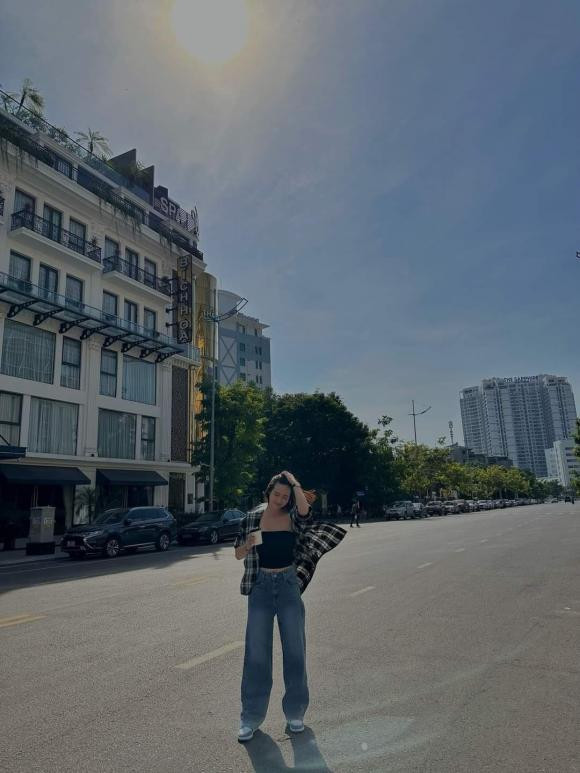 Huyền lizzie,đình tú,sao việt