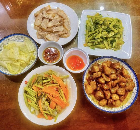 mâm cơm, mâm cơm nhà, mâm cơm cuối tuần