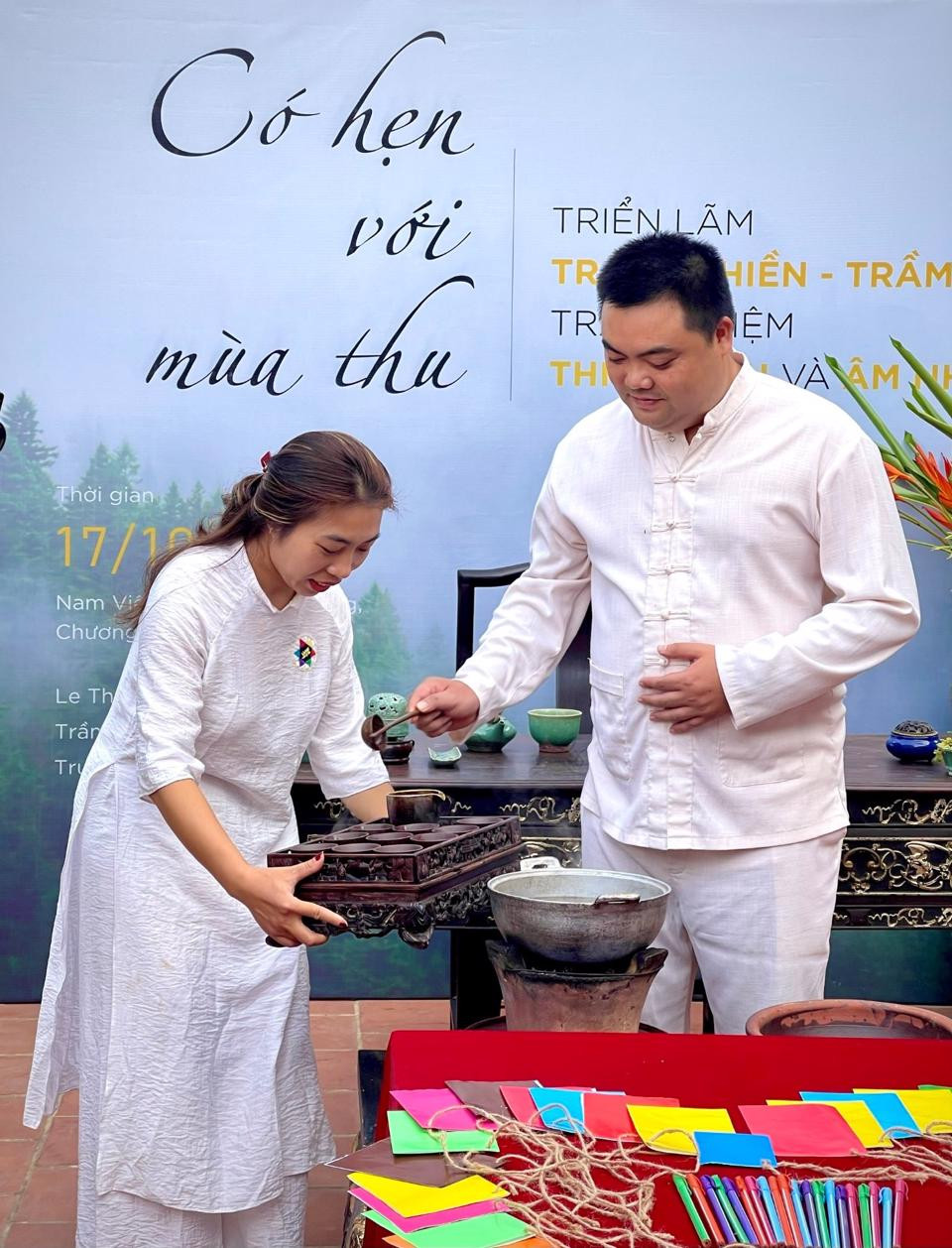 Ông Lê Thái Bình, người sáng lập Thiền Việt giới thiệu về văn hóa uống trà.