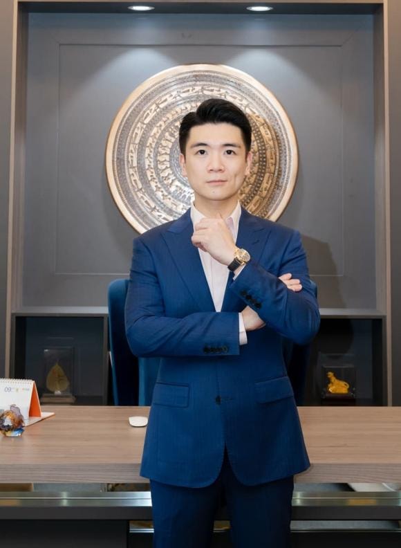 con trai bầu Hiển, Đỗ Quang Vinh, anh chồng Đỗ Mỹ Linh