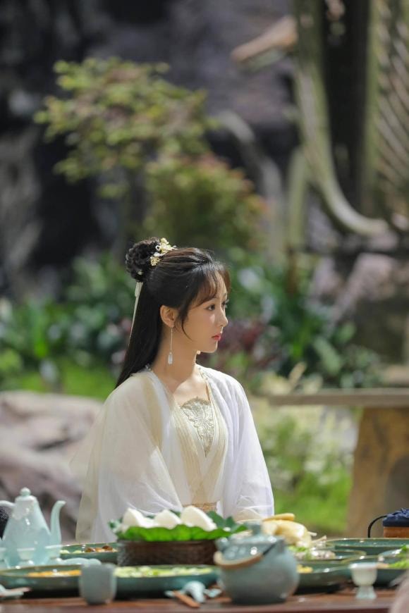  Lưu Diệc Phi, Dương Mịch, Triệu Lệ Dĩnh, Lý Thấm, Dương Tử