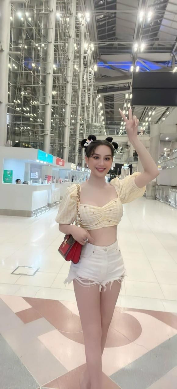 lâm khánh chi, sao việt, lâm khánh chi phẫu thuật 