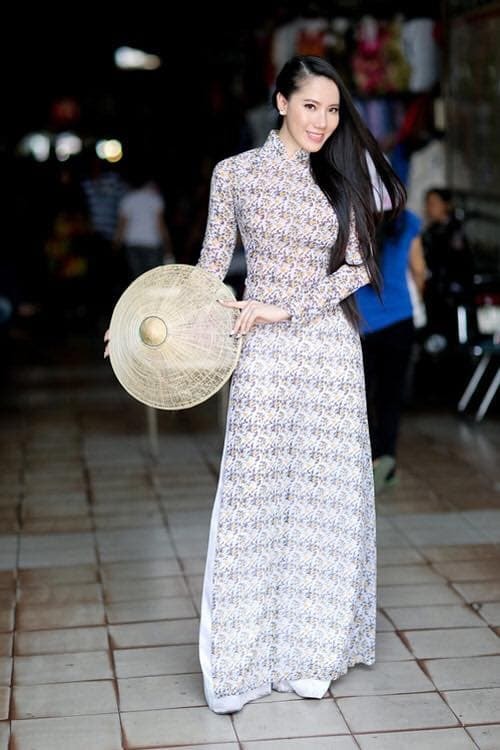  Chung Thục Quyên, mẹ  Chung Thục Quyên, mẹ  Chung Thục Quyên qua đời