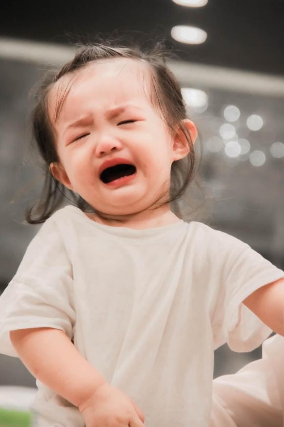 ca sĩ Đông Nhi, sao Việt,con gái Đông Nhi