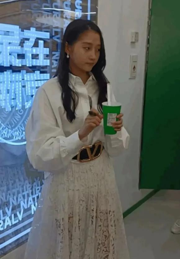Angelababy, Đồng Lệ Á, sao hoa ngữ