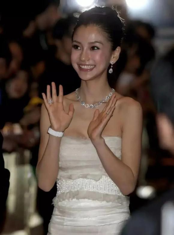 Angelababy, Đồng Lệ Á, sao hoa ngữ