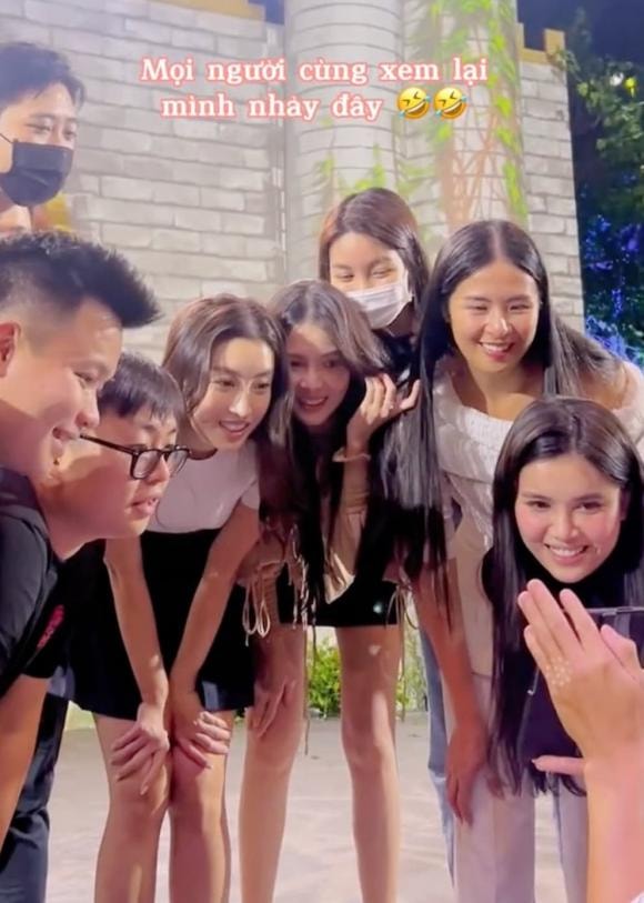 hoa hậu Ngọc Hân, hoa hậu Đỗ Mỹ Linh, sao Việt