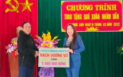 chi-lu-thi-tinh-thuong-xuyen-to-chuc-hoat-dong-tu-thien-o-trong-va-ngoai-tinh.jpg