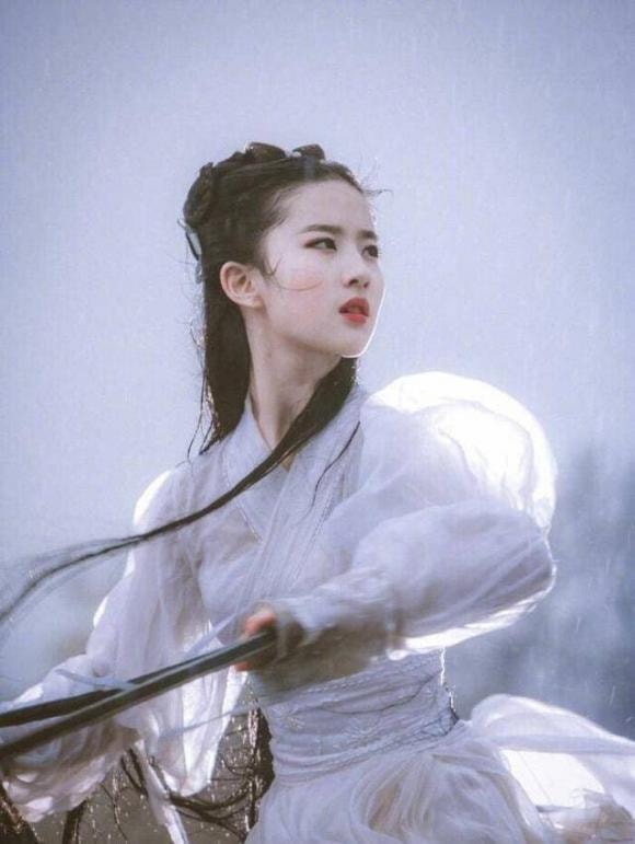 Lưu Diệc Phi, Trương Mạn Ngọc, Bành Tiểu Nhiễm, sao Hoa ngữ