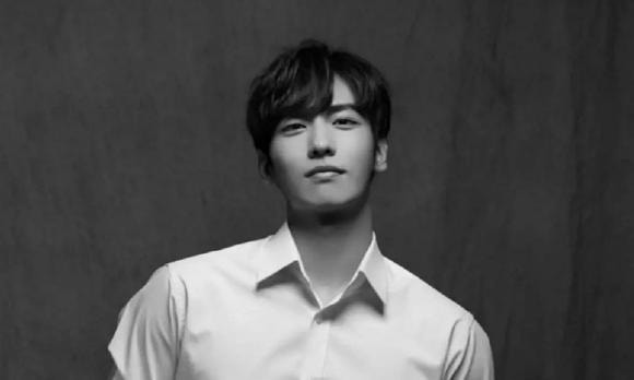 sao qua đời, Lee Ji Han 