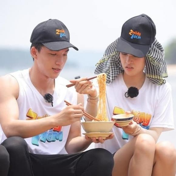 hieuthuhai, sao việt, thùy tiên, mai phương thúy, tiểu vy 