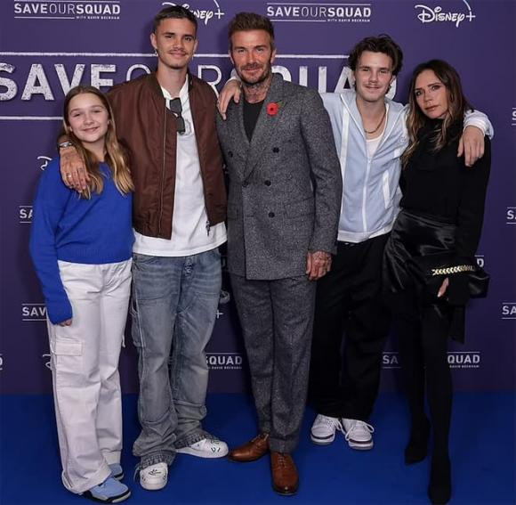 David Beckham, Save Our Squad, Nicola Petlz, sao Hollywood, Victoria
