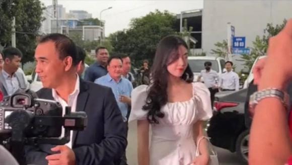 MC quyền linh, sao Việt