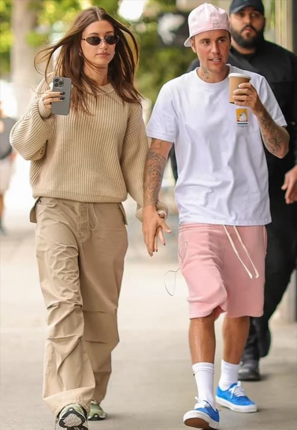 Selena Gomez, Hailey Bieber, Justin Bieber, Hollywood stars