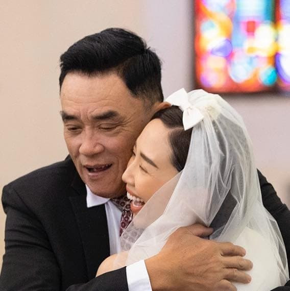 ca sĩ Tóc Tiên, mẹ kế của Tóc Tiên, sao Việt
