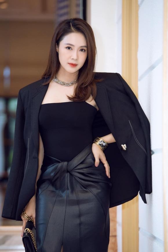 Hồng Diễm, Hồng Diễm làm người mẫu, sao việt 