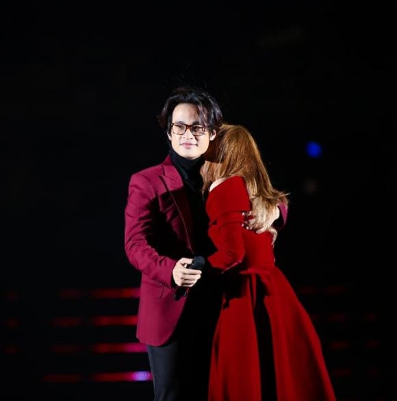 Live show mỹ tâm,ca sĩ mỹ tâm,sao việt