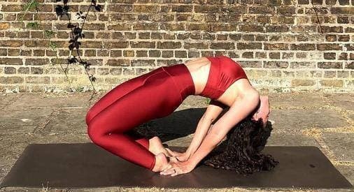 yoga, làm đẹp, bài tập yoga