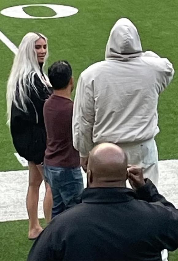 Kim Kardashian, Kanye West, sao Hollywood