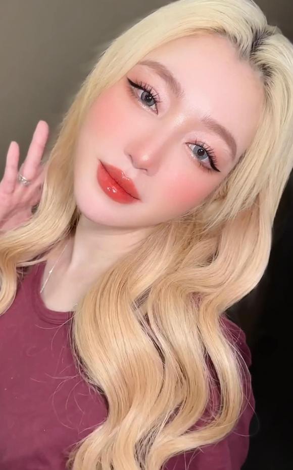 Elly Trần, ảnh cũ Elly Trần, Elly Trần thời hot girl, sao việt 