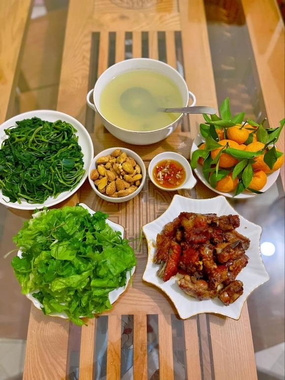 mâm cơm, mâm cơm mẹ con nấu, mâm cơm ngon 