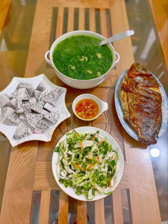 mâm cơm, mâm cơm mẹ con nấu, mâm cơm ngon 