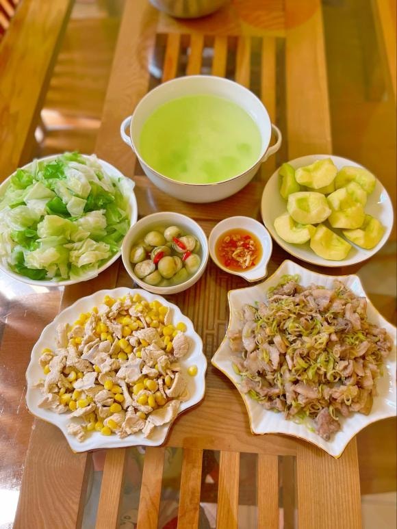 mâm cơm, mâm cơm mẹ con nấu, mâm cơm ngon 