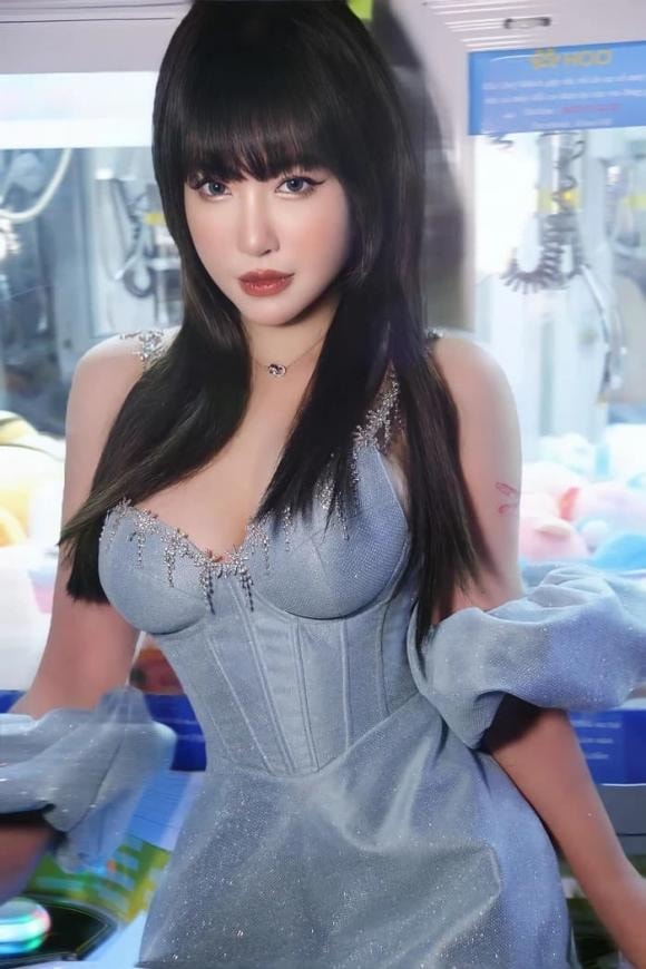hotgirl Elly Trần,Diễn viên Elly Trần,sao việt