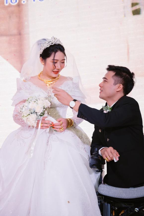 Tô Đình Khánh, chàng trai không chân, vợ chàng trai không chân