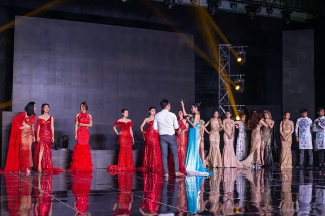 Huỳnh Thi, sao việt