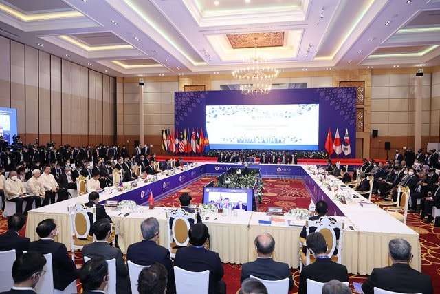 thu-tuong-phat-bieu-tai-hoi-nghi-asean-3-va-cac-hi-nghi-asean-voi-an-do-va-astralia.jpg