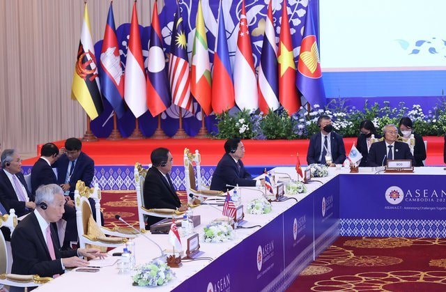 chuyen-gaio-cuong-vi-chu-tich-asean-tu-campuchia-sang-indonexia.jpg