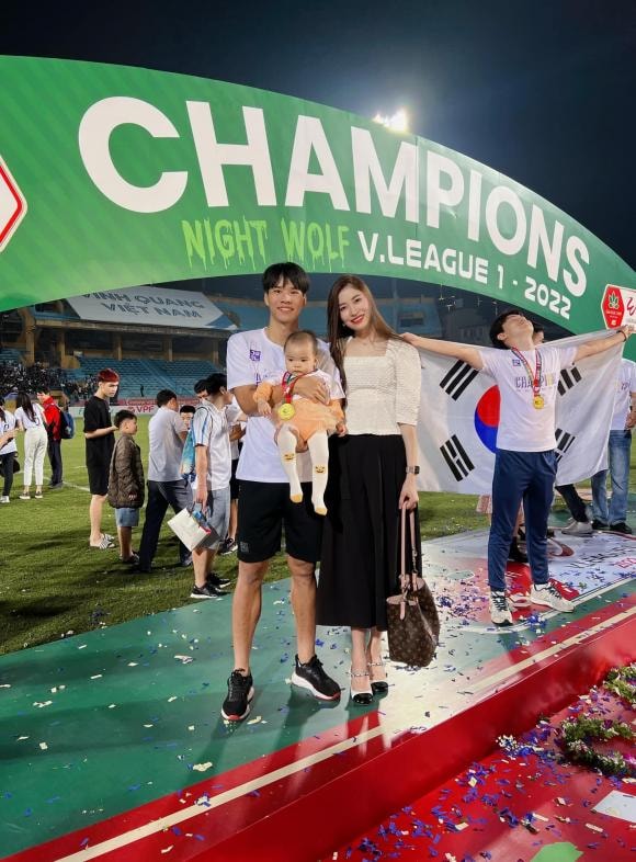 Đoàn Văn Hậu, thủ môn Tấn Trường, CLB Hà Nội vô địch V-League