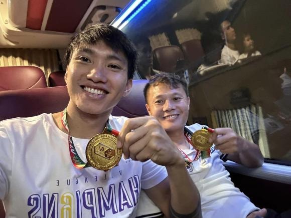 Đoàn Văn Hậu, thủ môn Tấn Trường, CLB Hà Nội vô địch V-League