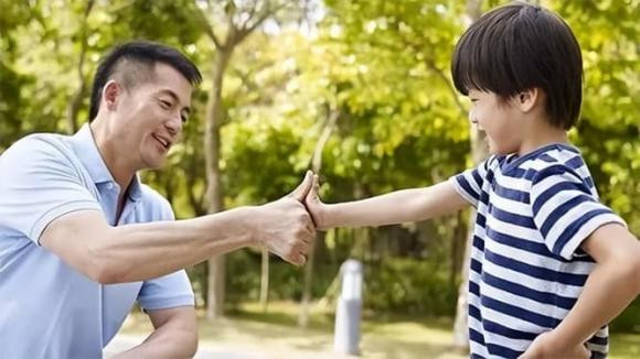 bắt nạt, bắt nạt học đường, chăm sóc trẻ