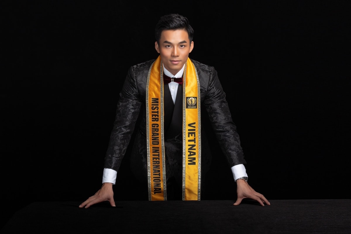 nguoi mau vu linh du thi mister grand international 2022 hinh anh 1