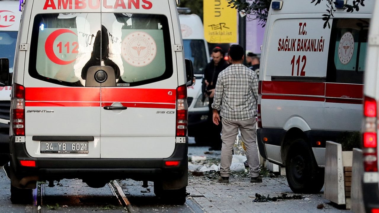 taksim-istanbul-explosion.jpg