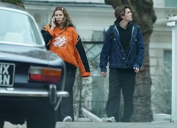 Cruz Beckham, Tana Holding, sao Hollywood