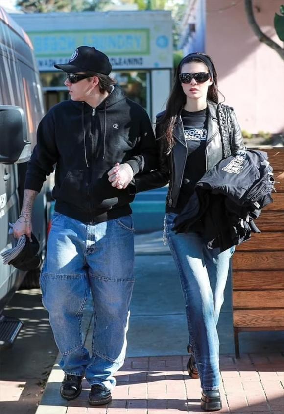 Nicola Peltz và Brooklyn Beckham, Daivd và Victoria, sao Hollywood