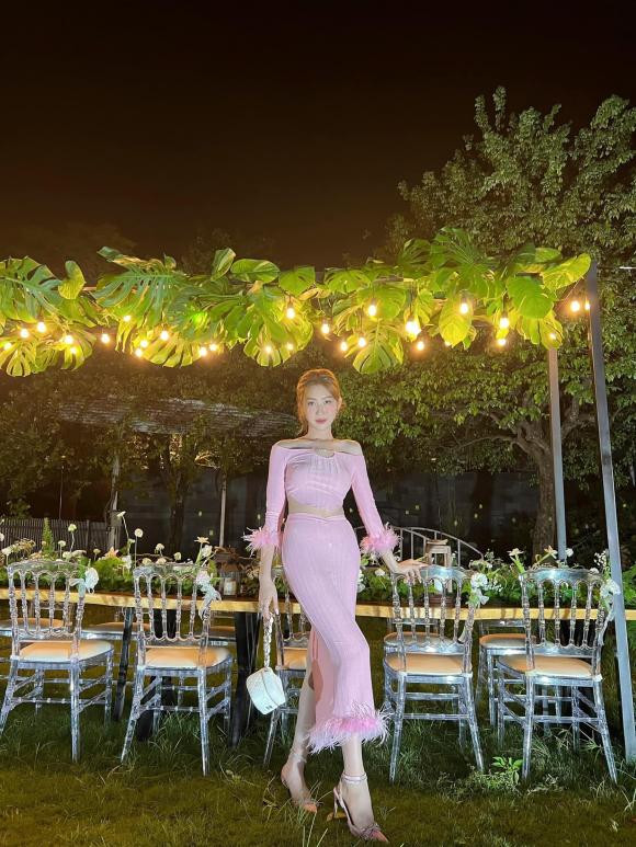 Đàm Vĩnh Hưng, Trương Quỳnh Anh, Thúy Ngân, 