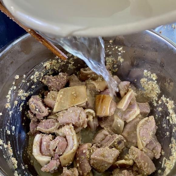 lẩu bò hầm sả, lẩu bò, công thức lẩu bò hầm sả, món ngon từ bò
