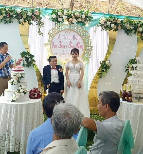 cặp đôi đũa lệch ở Hà Giang, đám cưới cặp đôi đũa lệch, chuyện tình yêu