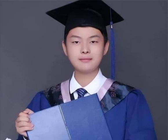 câu chuyện ý nghĩa, cậu bé thần đồng, cậu bé chạy dưới tuyết