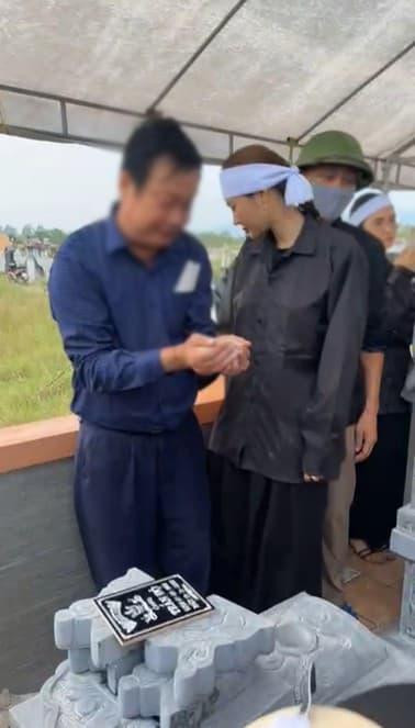 Linh Chi, sao Việt, ông Linh Chi