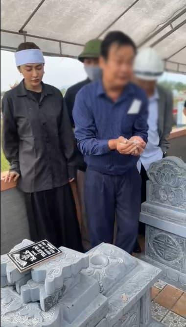 Linh Chi, sao Việt, ông Linh Chi